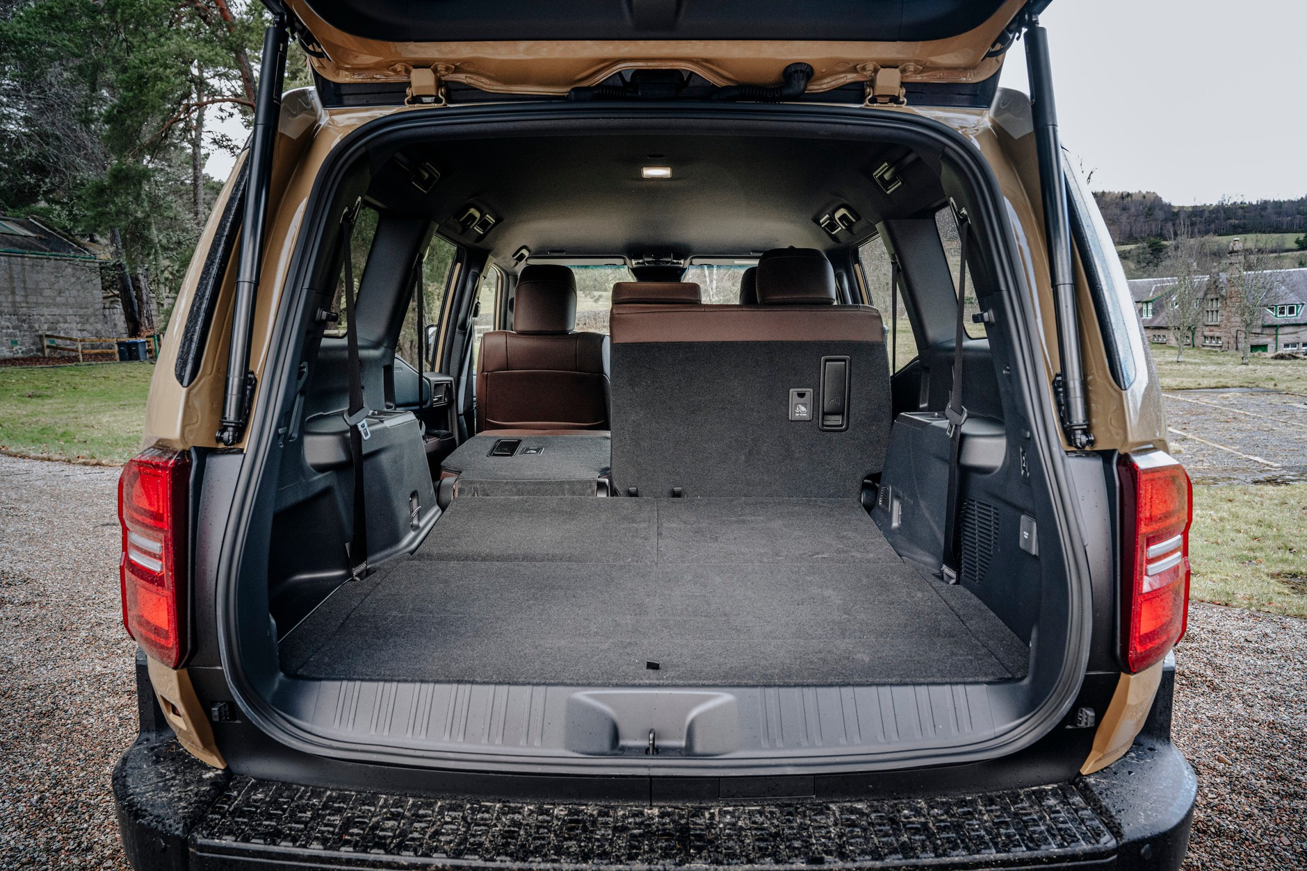 Nowa Toyota Land Cruiser