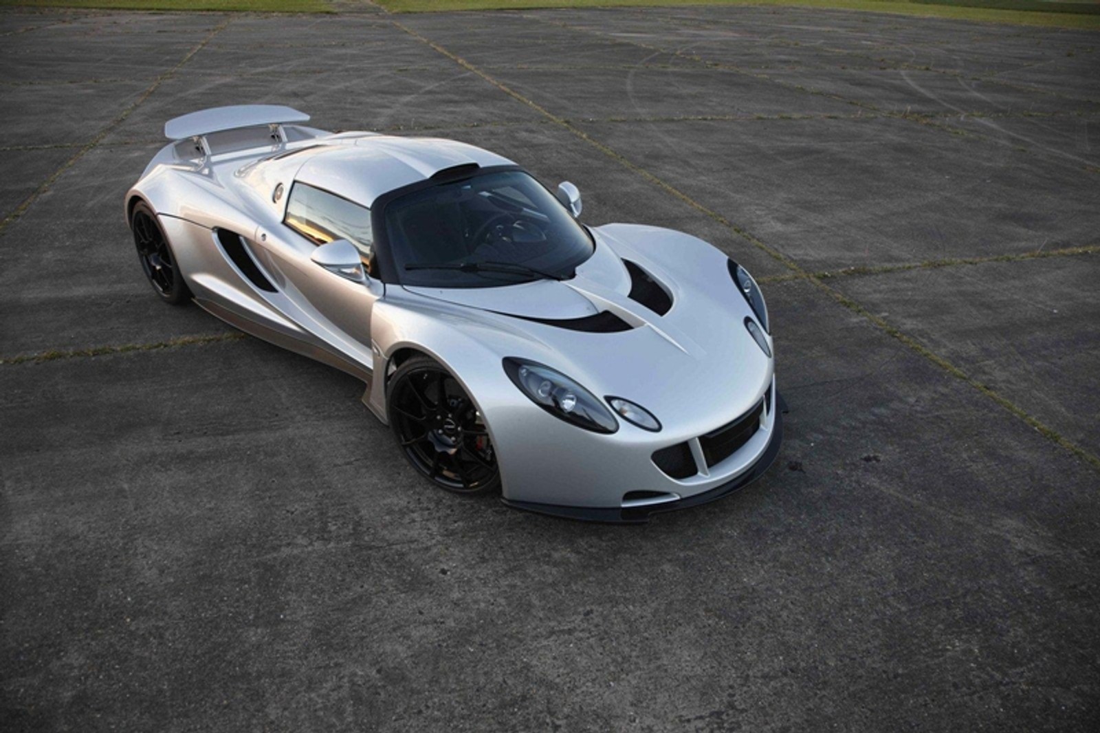 Hennessey Venom GT ma 1200 KM