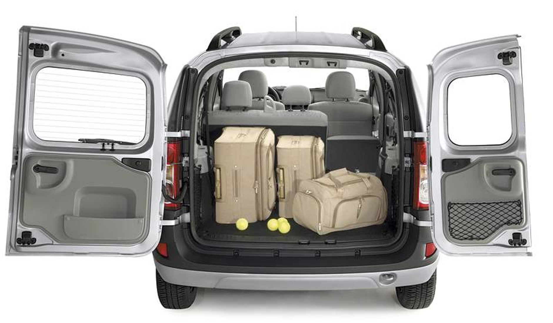 Dacia Logan MCV 1.6 16V: pierwsze jazdy i cena w Polsce!