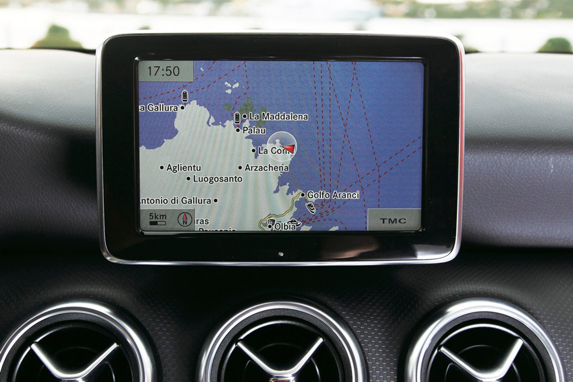 Volkswagen Golf kontra Audi A3, BMW serii 1 i Mercedes klasy A: pojedynek w pierwszej lidze