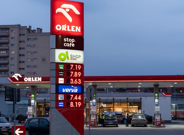 W sobotę protesty na Orlenie. Kierowcy zablokują stacje w całej Polsce. Mamy listę