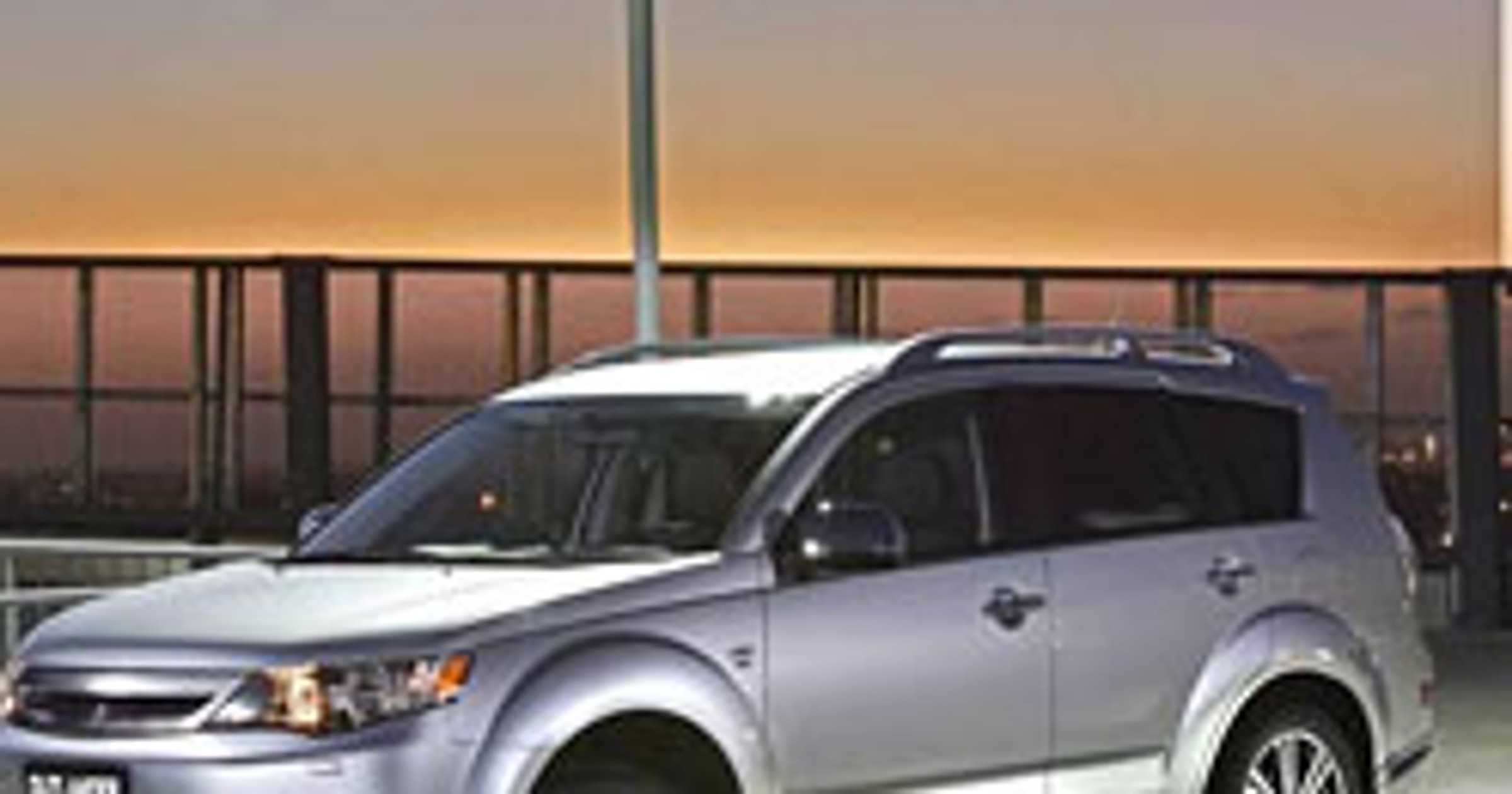 Mitsubishi Outlander V6 RX – wyjątkowa wersja dla Australii i Japonii