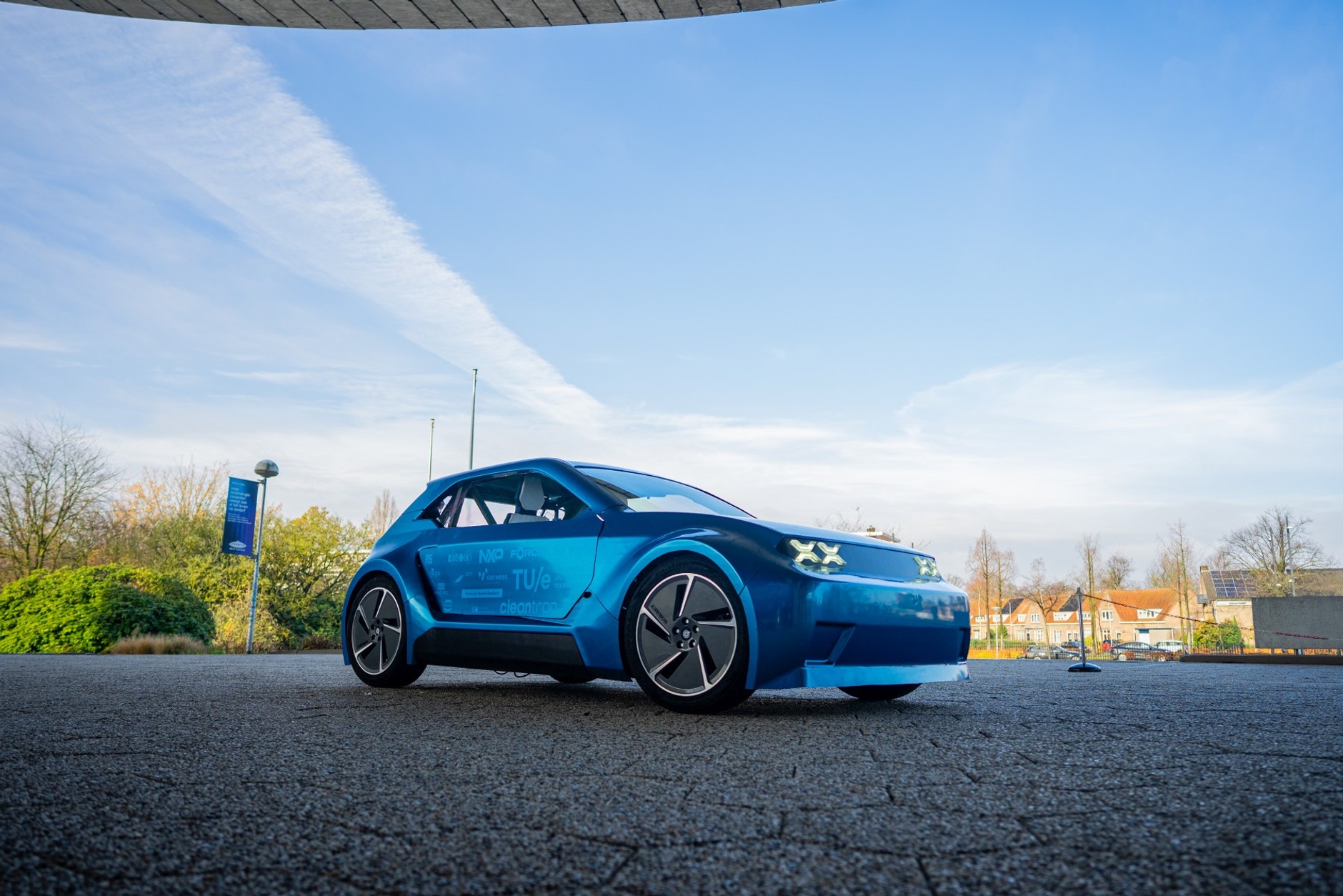 Zbudowany przez studentów z Holandii samochód koncepcyjny ARIA