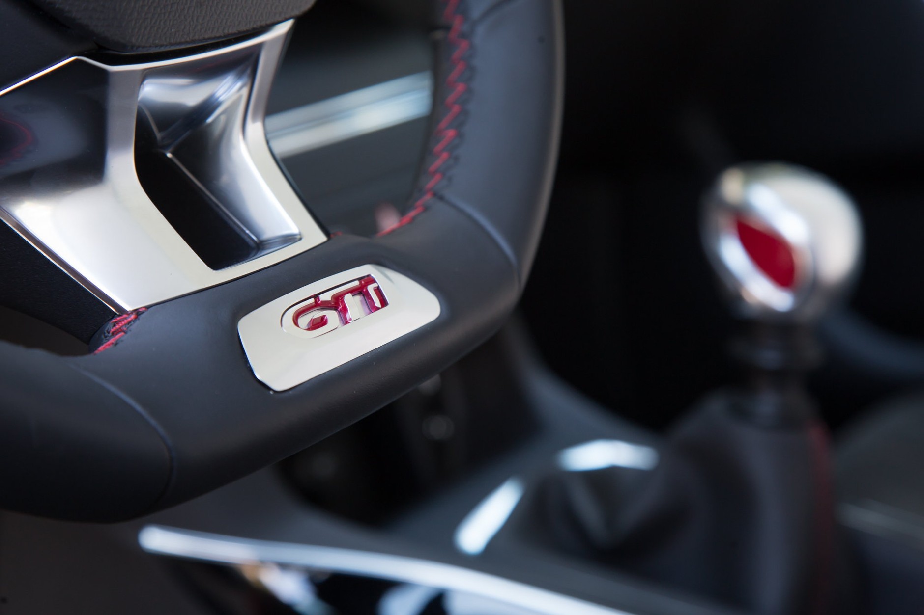 Peugeot 308 GTi – francuska definicja hot-hatcha