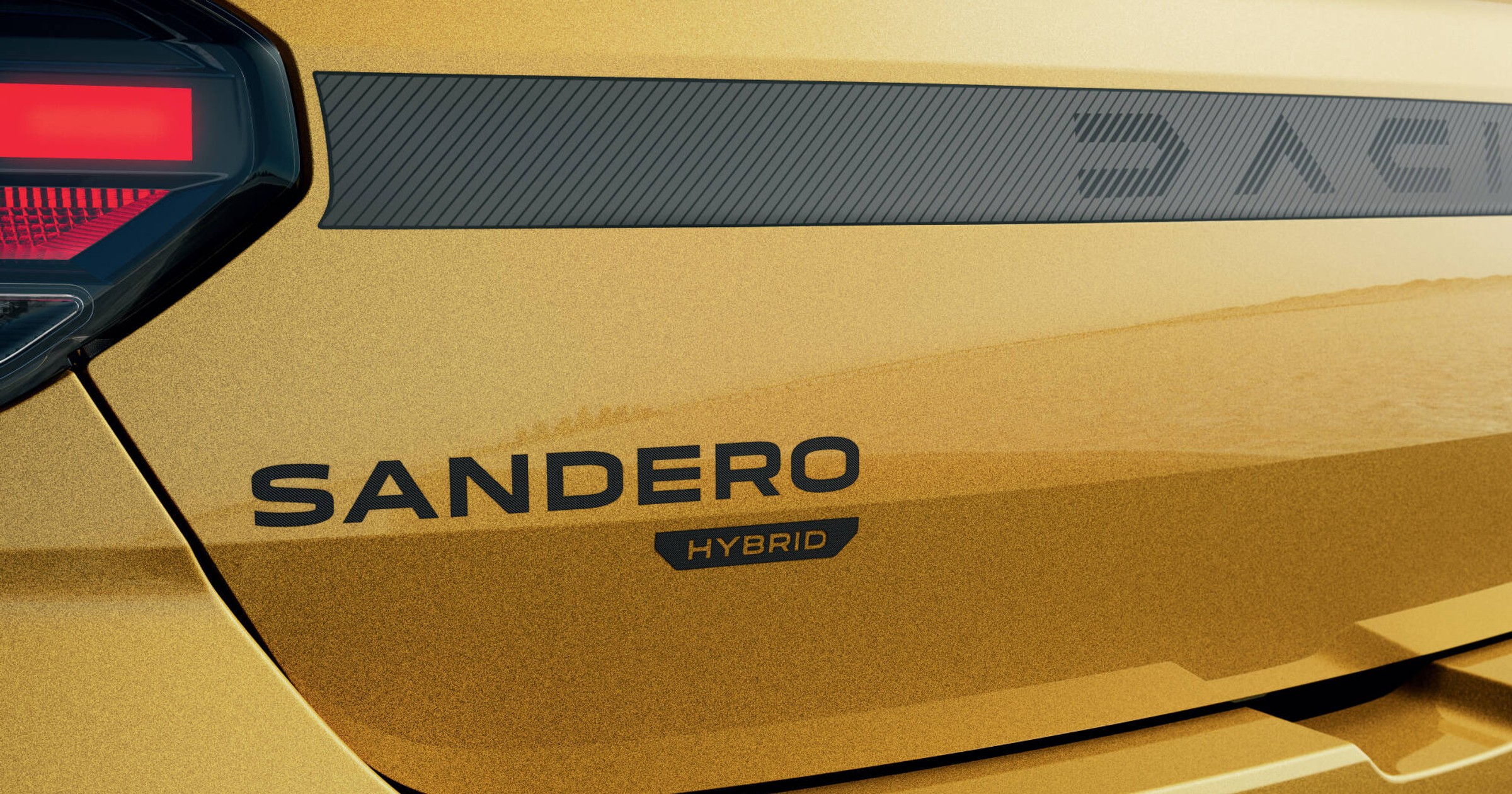 Dacia Sandero Hybrid 155