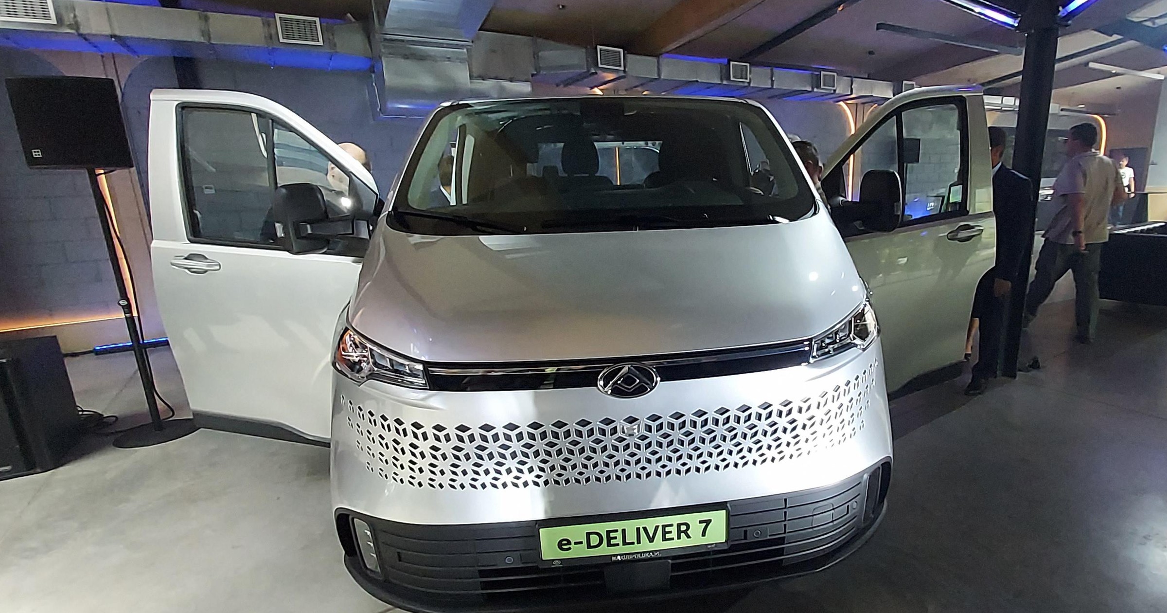 Maxus eDELIVER 7
