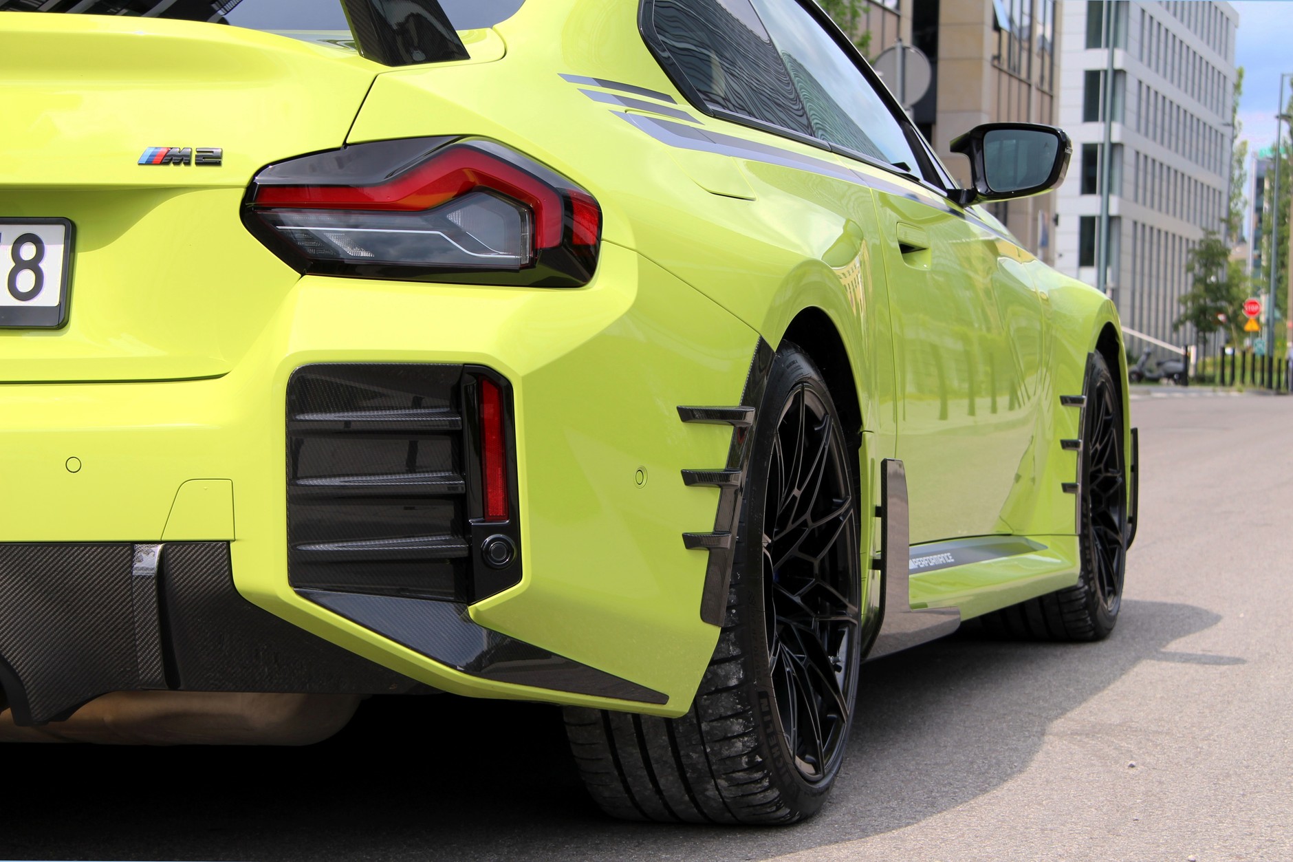 BMW M2 z akcesoriami M Performance