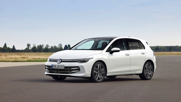 Volkswagen apeluje do właścicieli Golfów 8 o pilny kontakt z serwisem