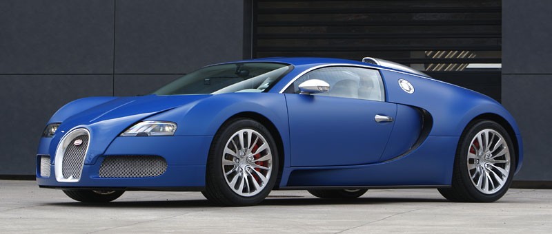Genewa 2009: Bugatti Veyron Bleu Centenaire – stulecie w niebieskim