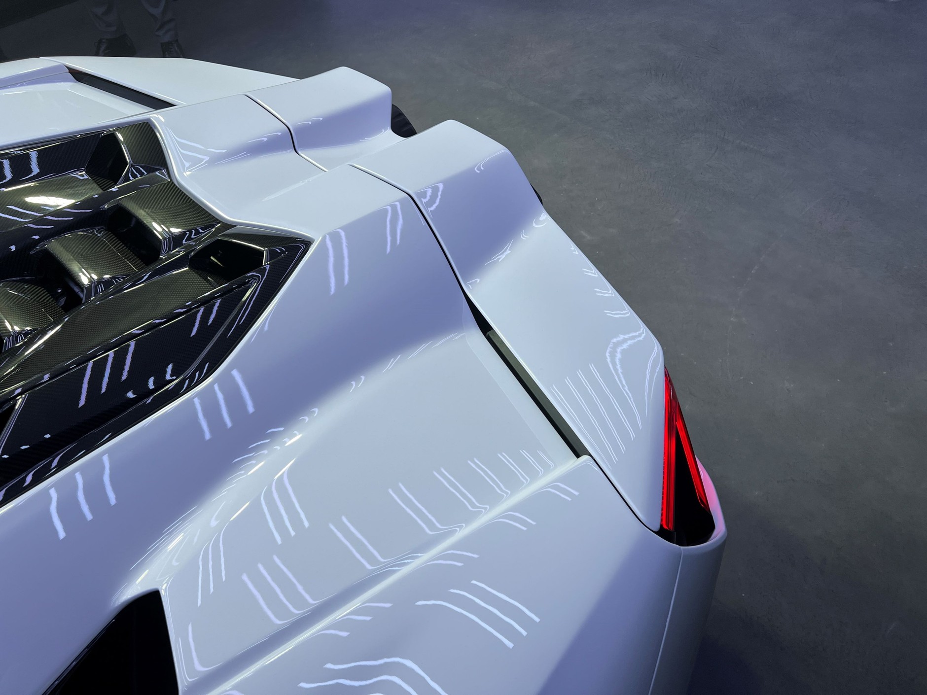 Lamborghini Revuelto