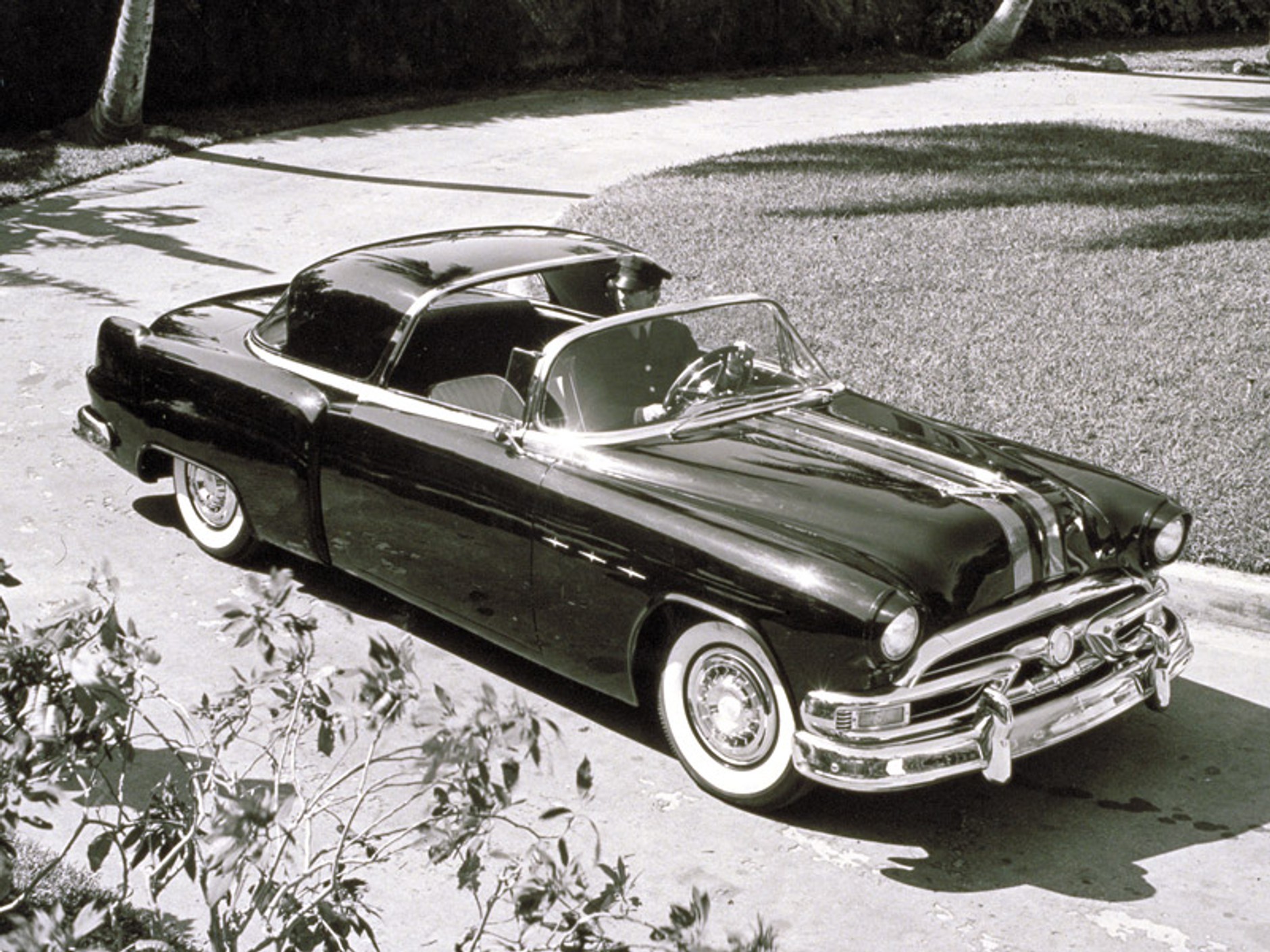 GM zaprezentuje w Pebble Beach samochody z wystawy Motorama (fotogaleria)