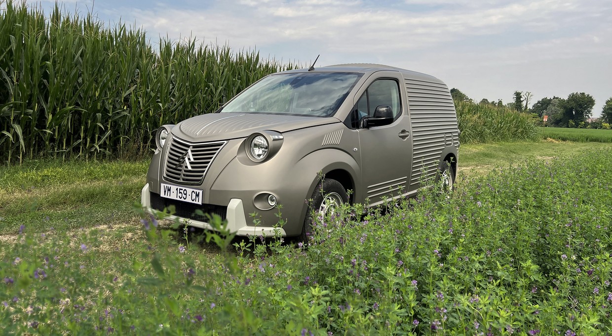 Nie poznasz, że to ten model Citroëna. Wygląda jak klasyk