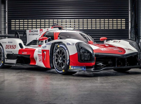 Toyota GR010 Hybrid - obniżanie kosztów w hipersamochodzie