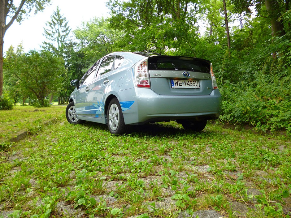 Mówisz hybryda, myślisz Prius