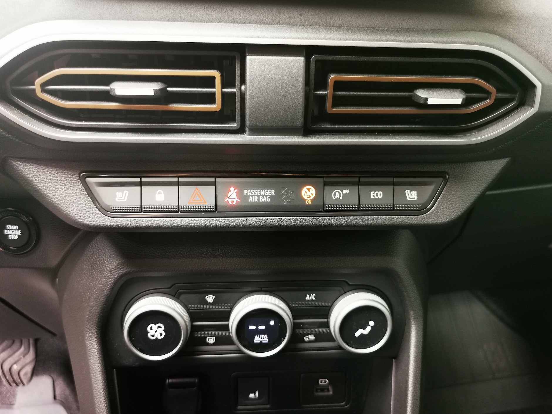 Dacia Jogger Extreme ECO G-100 LPG z wyposażeniem kempingowym