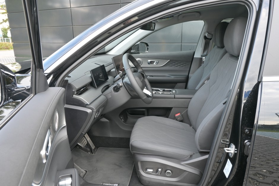 Chery Tiggo 8