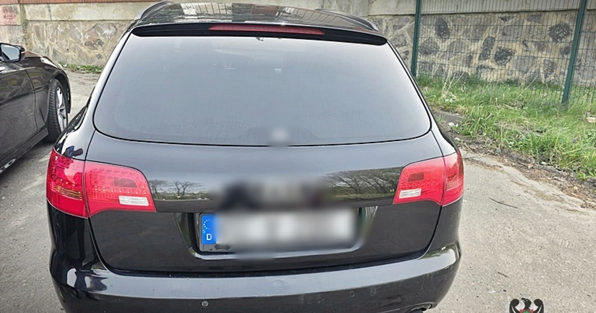 "Dla zmyłki" zmienil tablice rejestracyjne. Grozi mu 5 lat więzienia