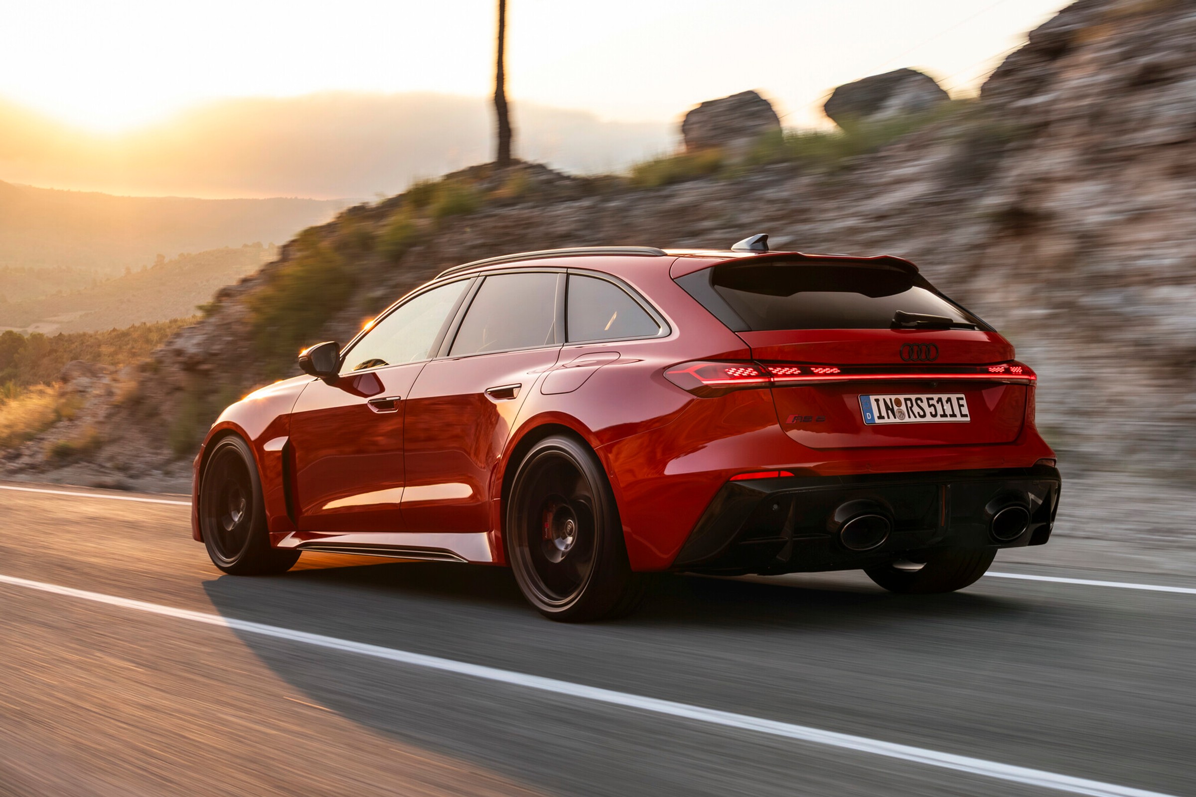 Nowe Audi RS 5 to hybrydowy potwór z Niemiec. Świetnie wygląda i ma silnik 2.9 V6