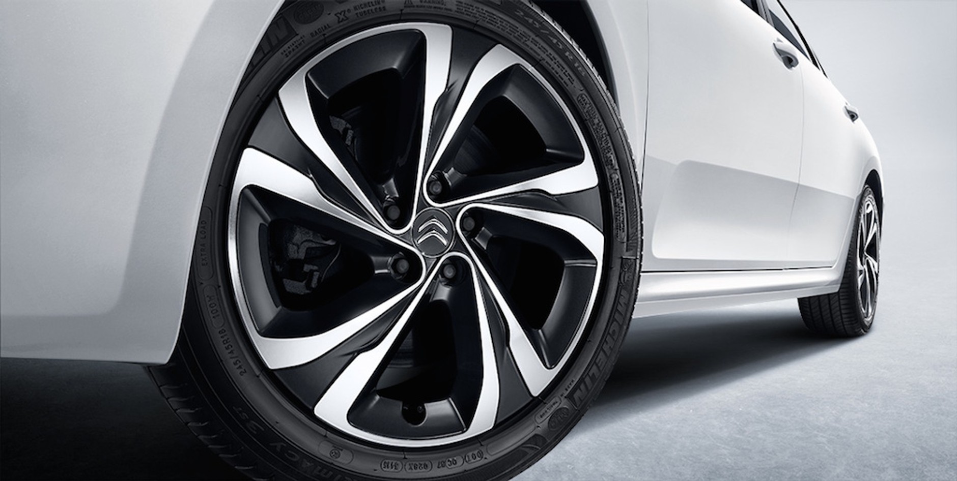 Nowy Citroen C6 dla Chin