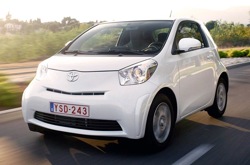 Paryż 2008: Toyota iQ – pierwsze informacje i fotografie wersji seryjnej
