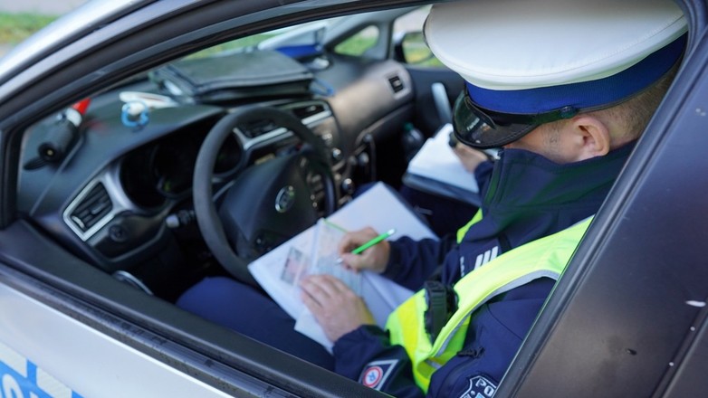 Akcja "Cisza na drodze. Policjanci i inspektorzy ITD dawali mandaty za hałas
