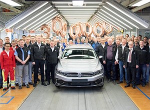 Skoda Superb i Volkswagen Passat z Turcji. Niemcy inwestują w nową fabrykę