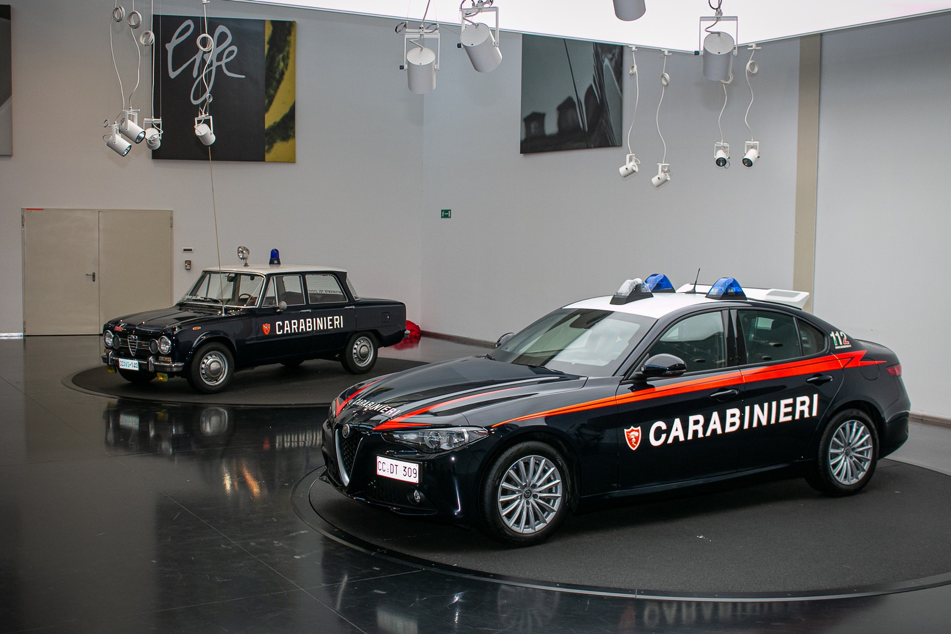 Opancerzona Alfa Romeo Giulia dla włoskich karabinierów