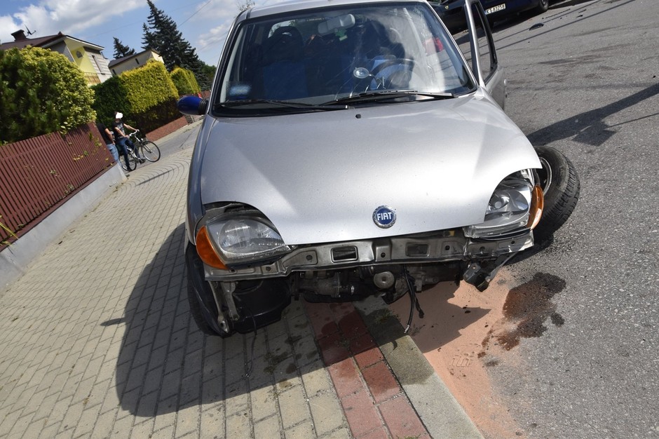 Fiat Seicento, Seat Leon i Ferrari GTC4 Lusso - kosztowna kolizja w Tarnowie