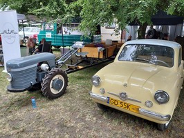 Byłem na Motoclassic Wrocław, żeby zobaczyć 500 klasyków na Zamku w Topaczu