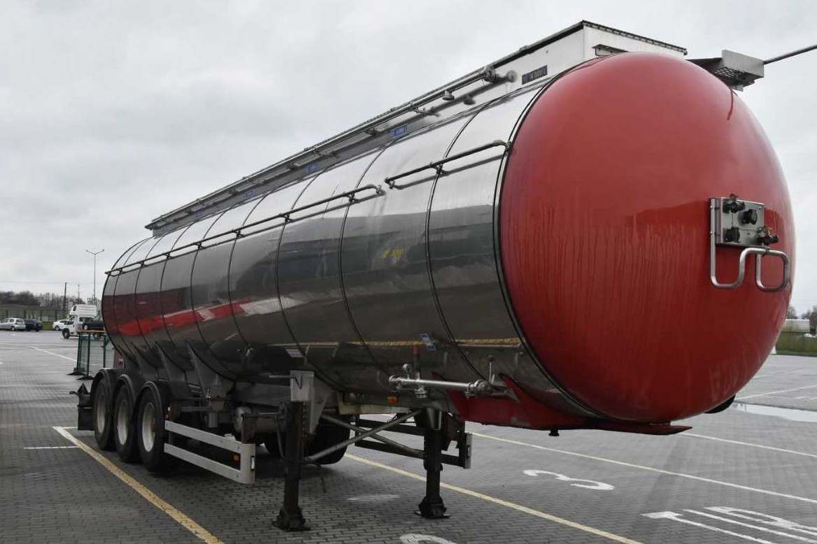 Naczepa Koegel odzyskana na przejściu granicznym w Medyce