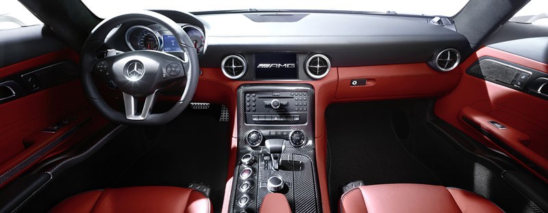 Mercedes-Benz SLS: już do kupienia za 725 tys. zł