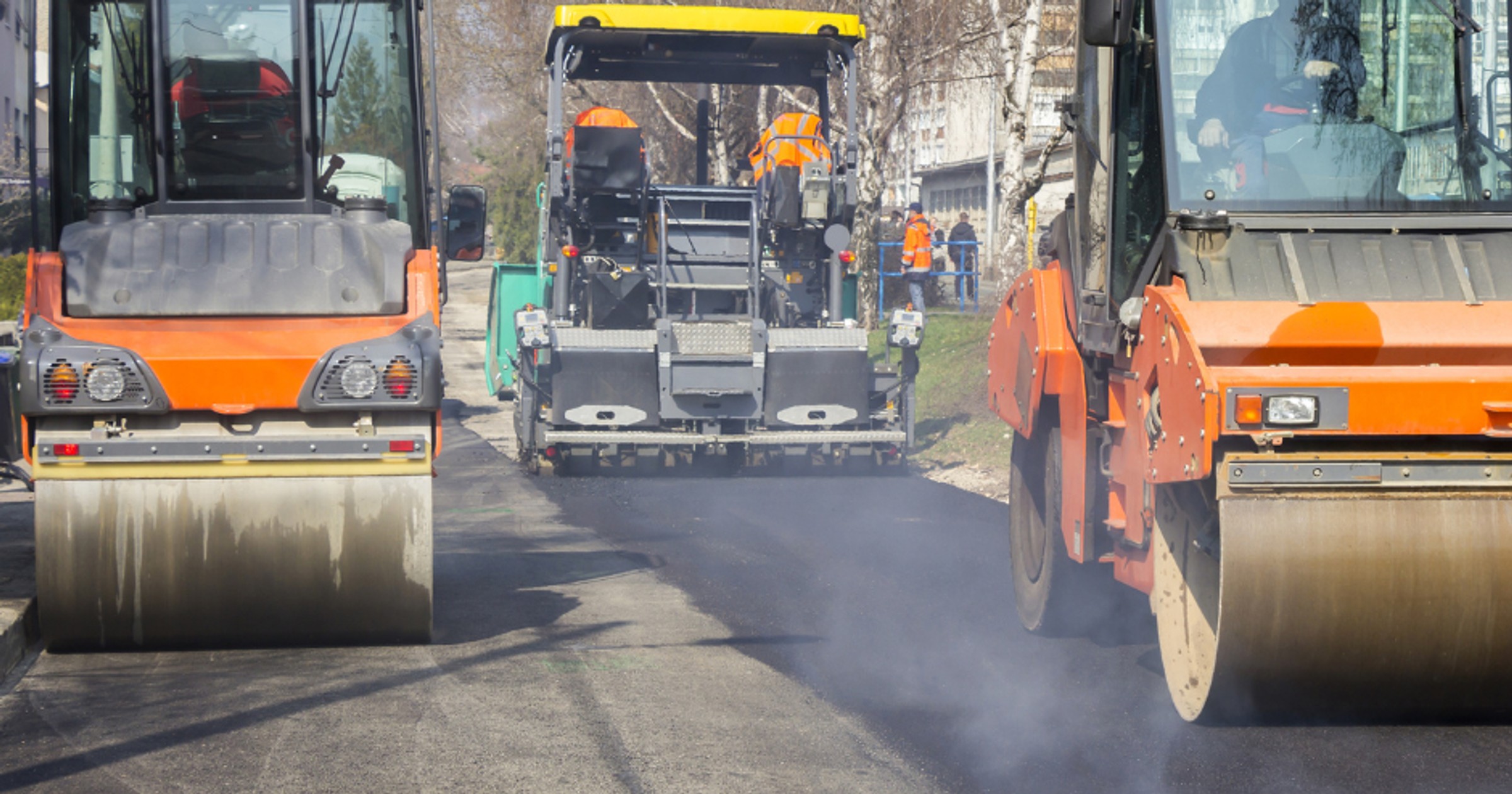 Policja zatrzymała dwóch operatorów maszyn budowlanych