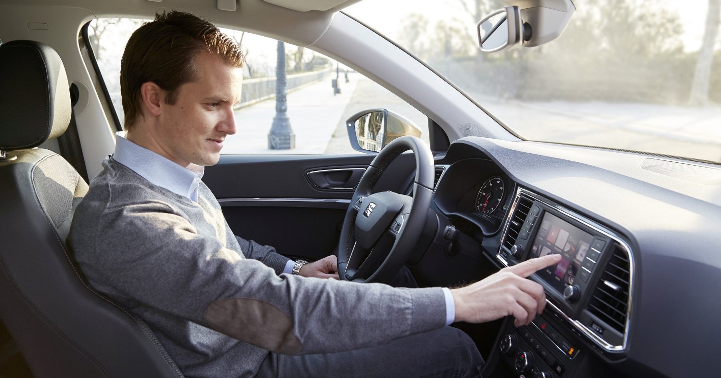 Seat. Funkcje integracji ze smartfonem w nowym radiu multimedialnym