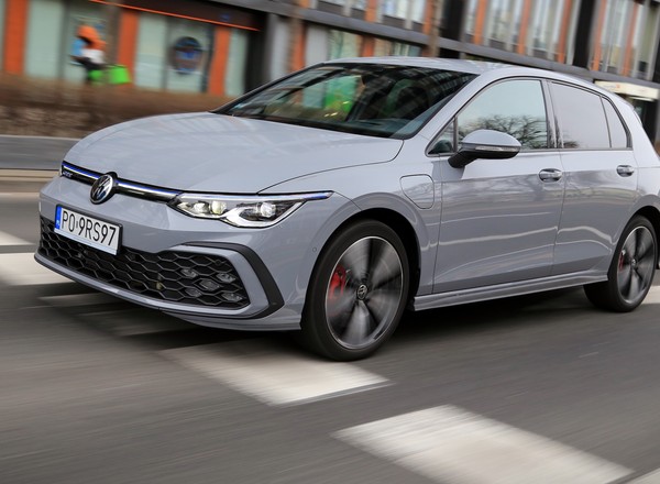 Volkswagen Golf GTE – hybrydowy hot hatch