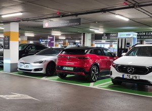 Ruszyły wypłaty z programu NaszEauto. Pierwsze osoby otrzymały przelewy