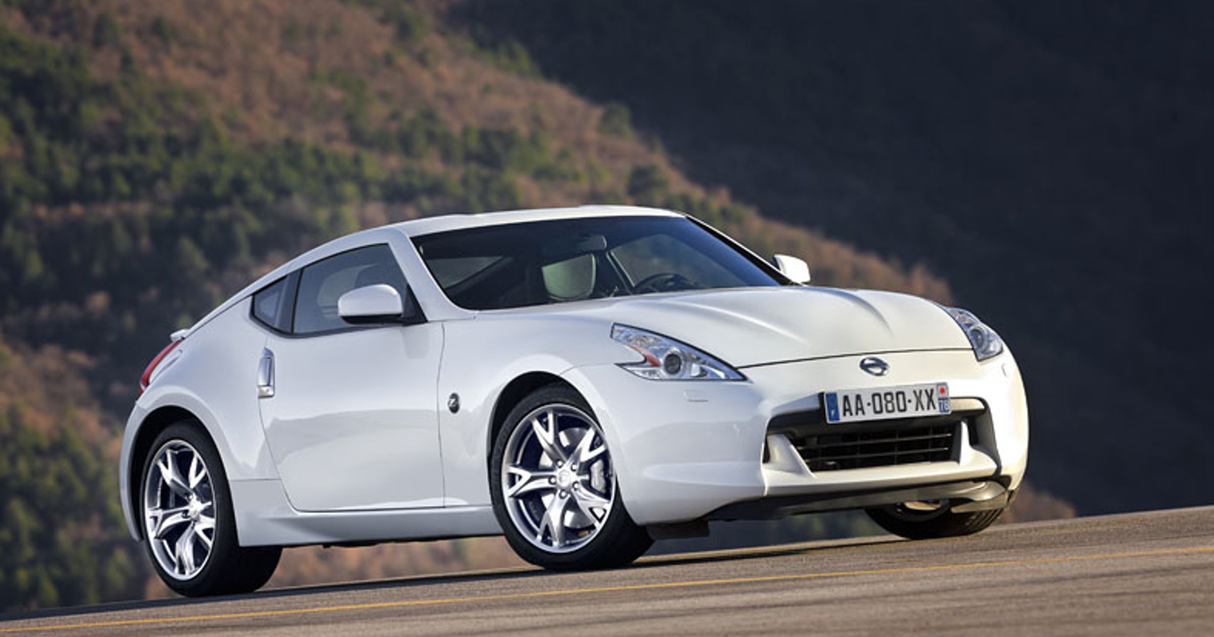 Zobacz jak się zmienił Nissan 370Z