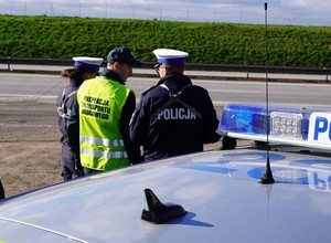 Inspektorzy GITD oraz drogówka urządzili kierowcom "łapankę" na A4