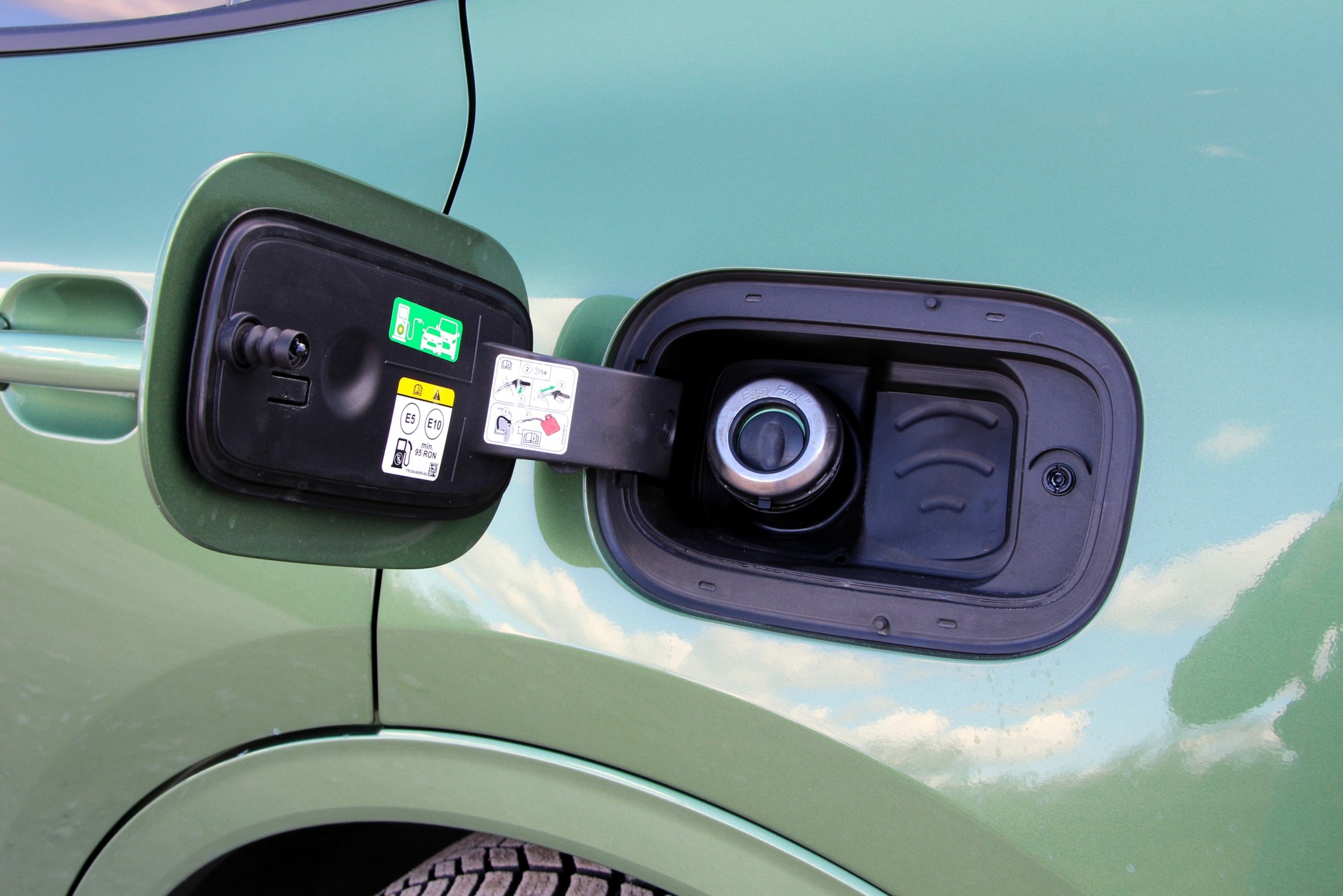 Ford Kuga 2.5 FHEV ST Line X