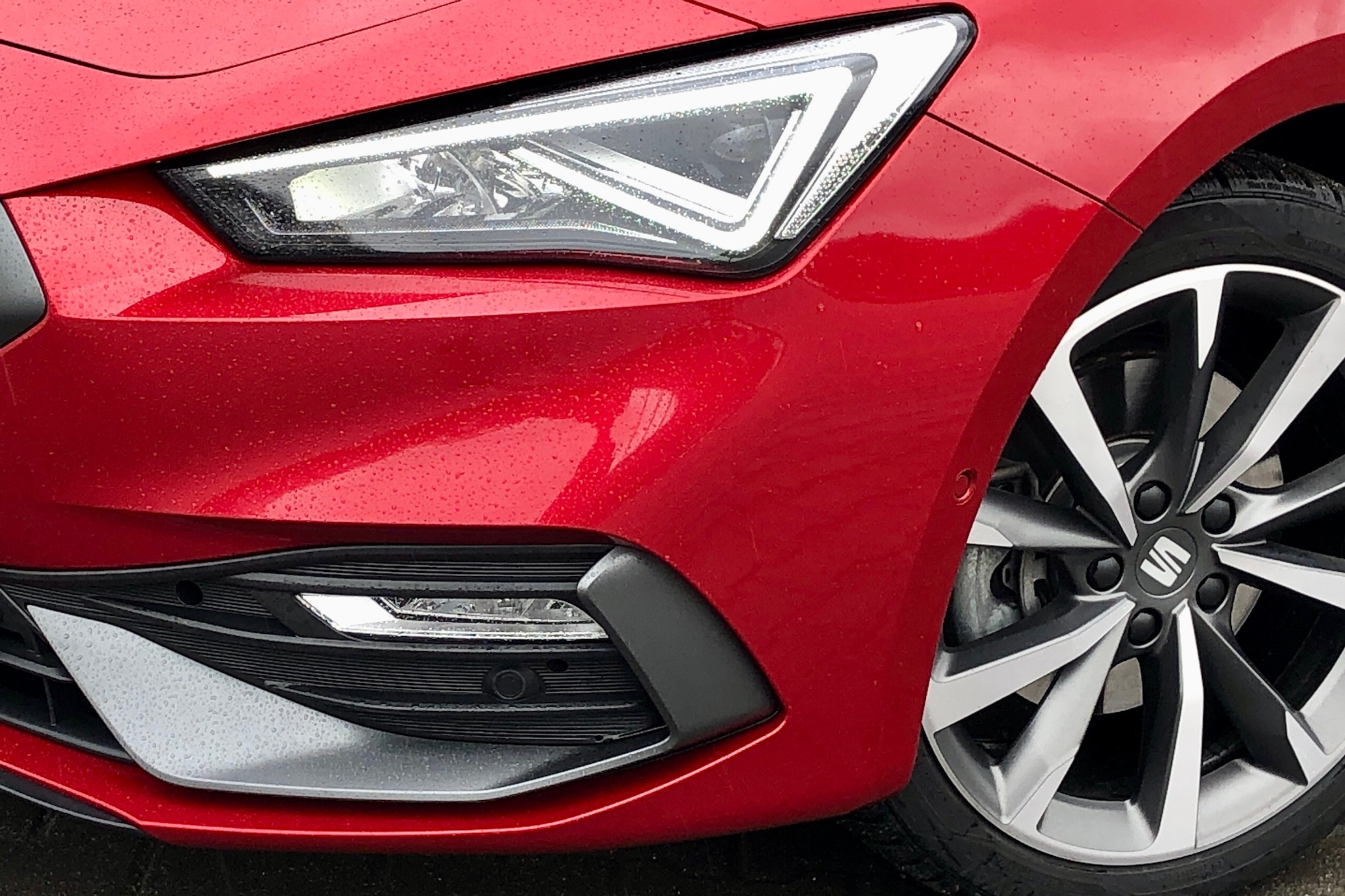 Nowy Seat Leon znacznie tańszy. Duże rabaty do walki z chińską konkurencją