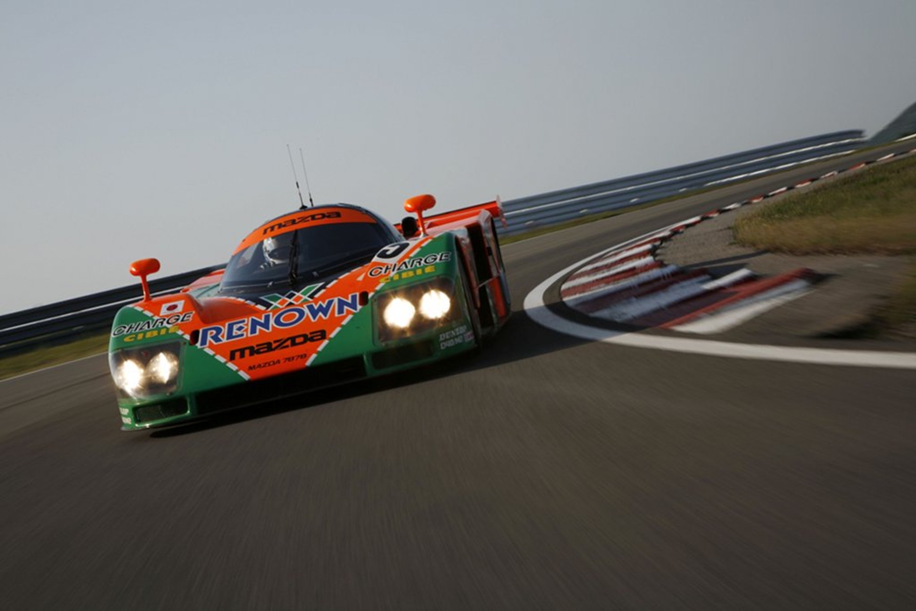Mazda 787B powraca do Le Mans