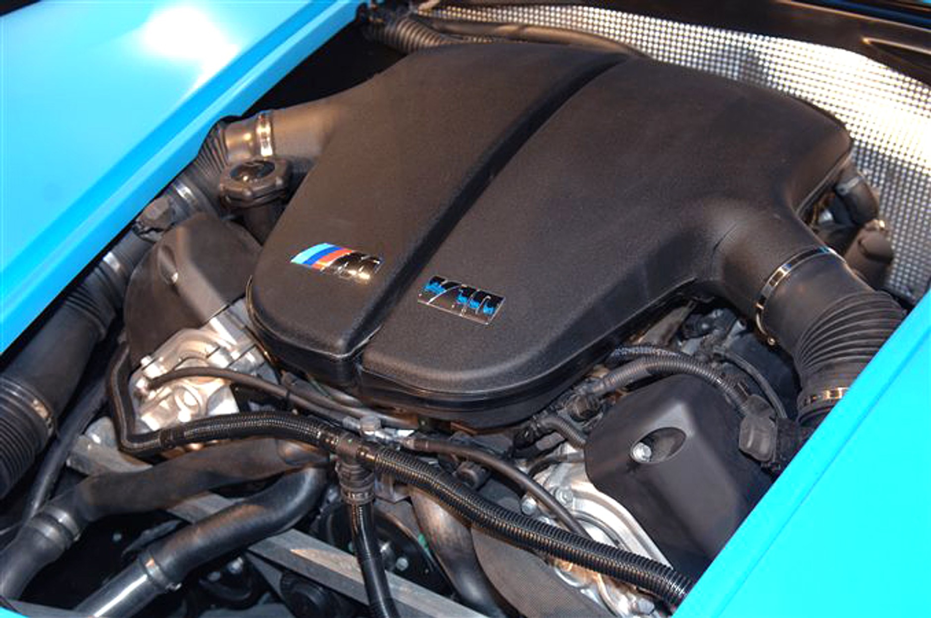 IAA Frankfurt 2007: Wiesmann GT MF5 – coupe z silnikiem BMW M5