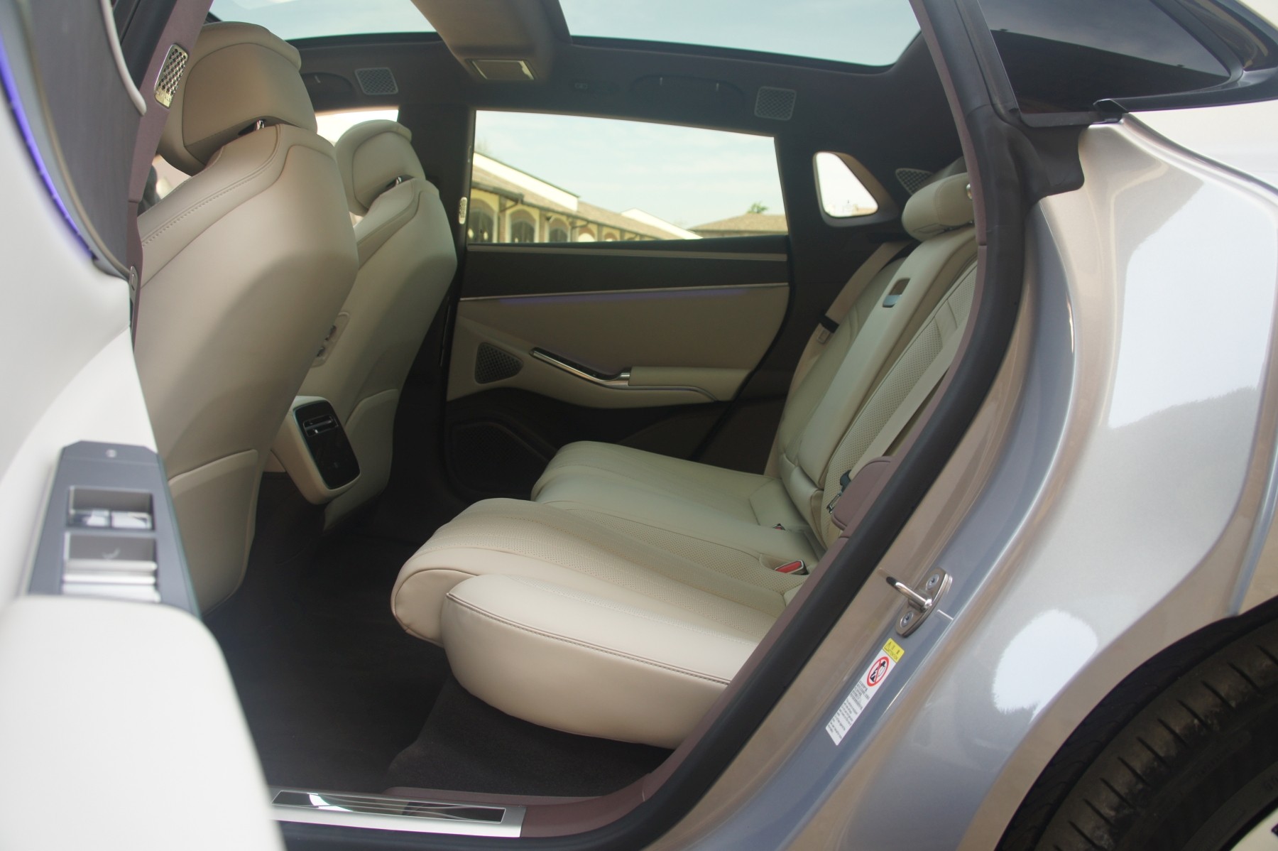 Denza Z9 GT