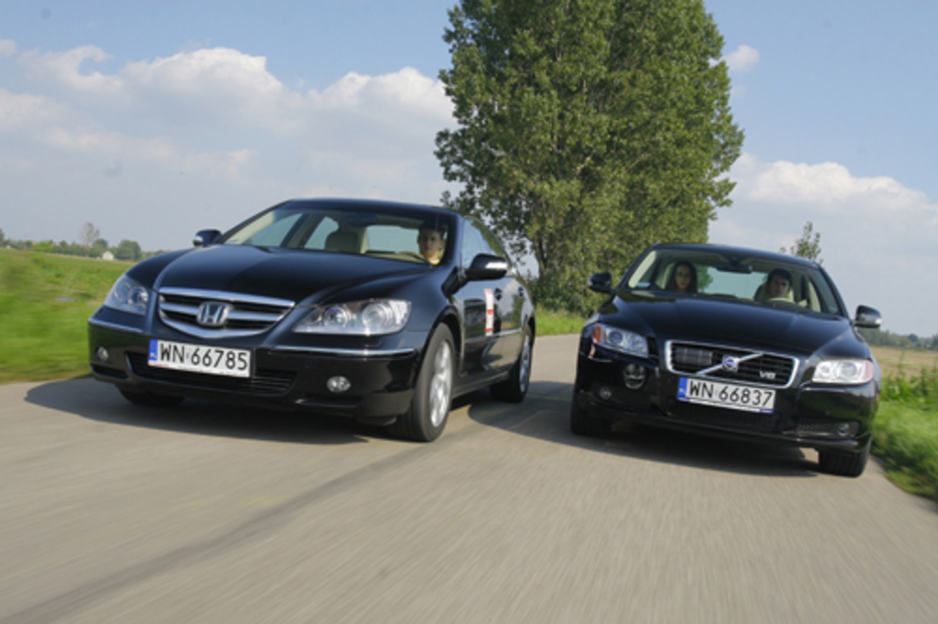 Honda Legend V6, Volvo S80 V8 - Jeden drogi, drugi jeszcze droższy!