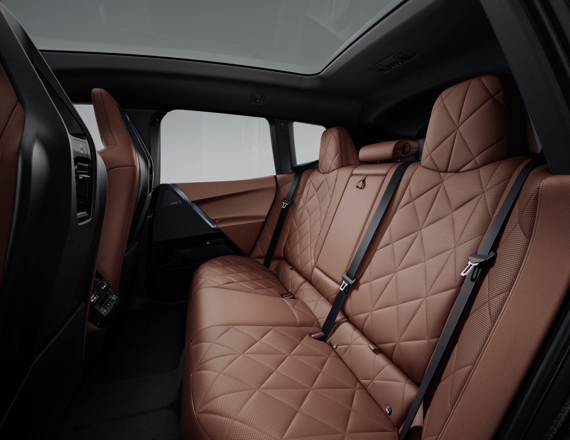 BMW iX (pierwsza generacja; wersja po modernizacji z 2025 r.)