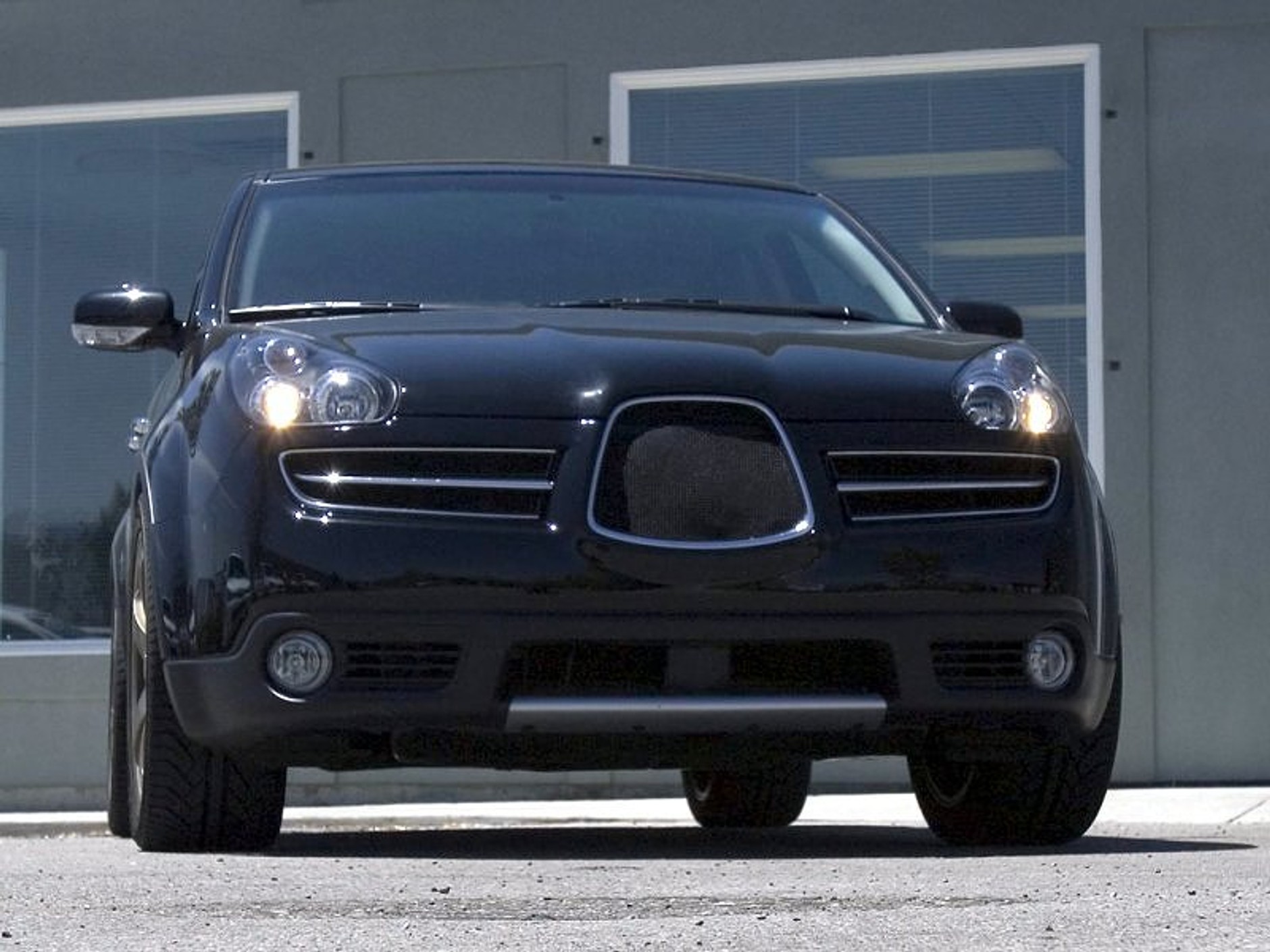 COBB Tribeca B9: tajemniczy jeździec