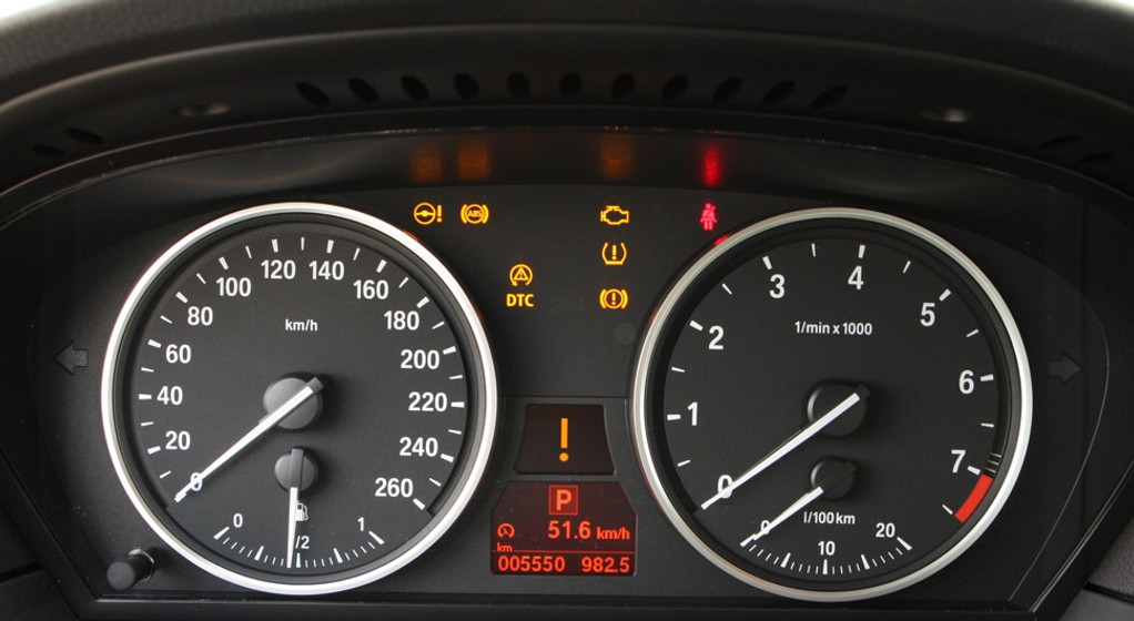 Stop przekręcaniu liczników! Nieważne, kto oszukał, handlarz odpowiada!