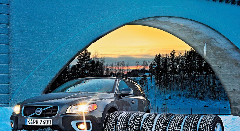 Test opon zimowych w rozmiarze 215/65 R 16: sprawdziliśmy, które zatańczą na lodzie