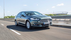 Ford Mondeo Hybrid - ciemna strona oszczędzania