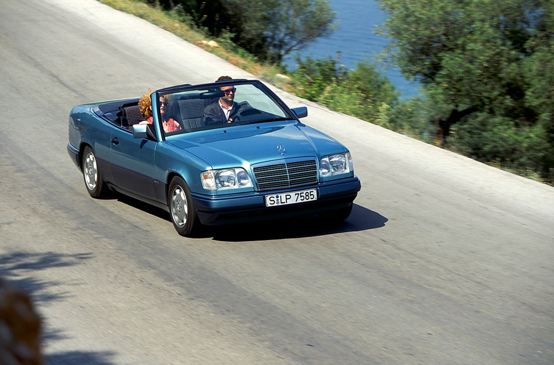 Mercedes W124 ma 35 lat