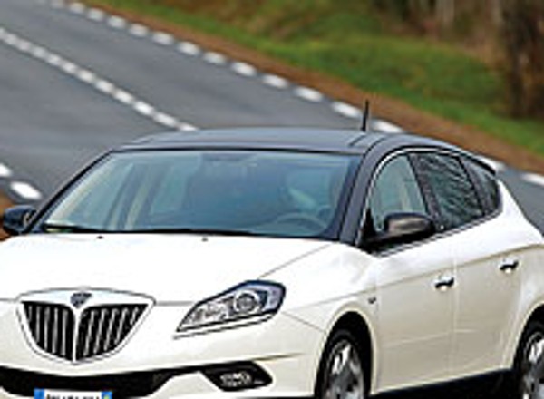 Lancia Delta: cztery nowe silniki i dwie skrzynie biegów